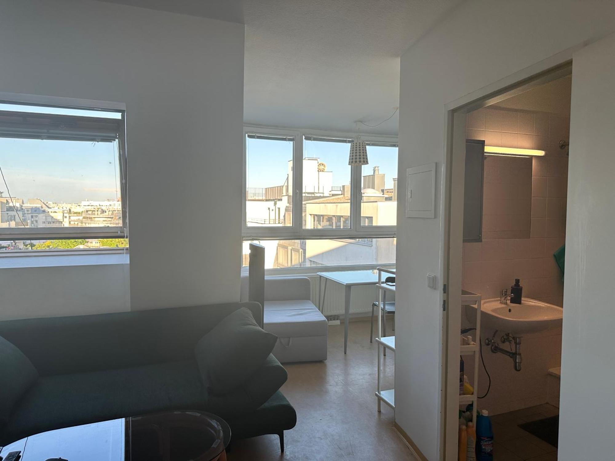 Cozy Bright Penthouse Close To U1 And U6 Metros Vienne Extérieur photo