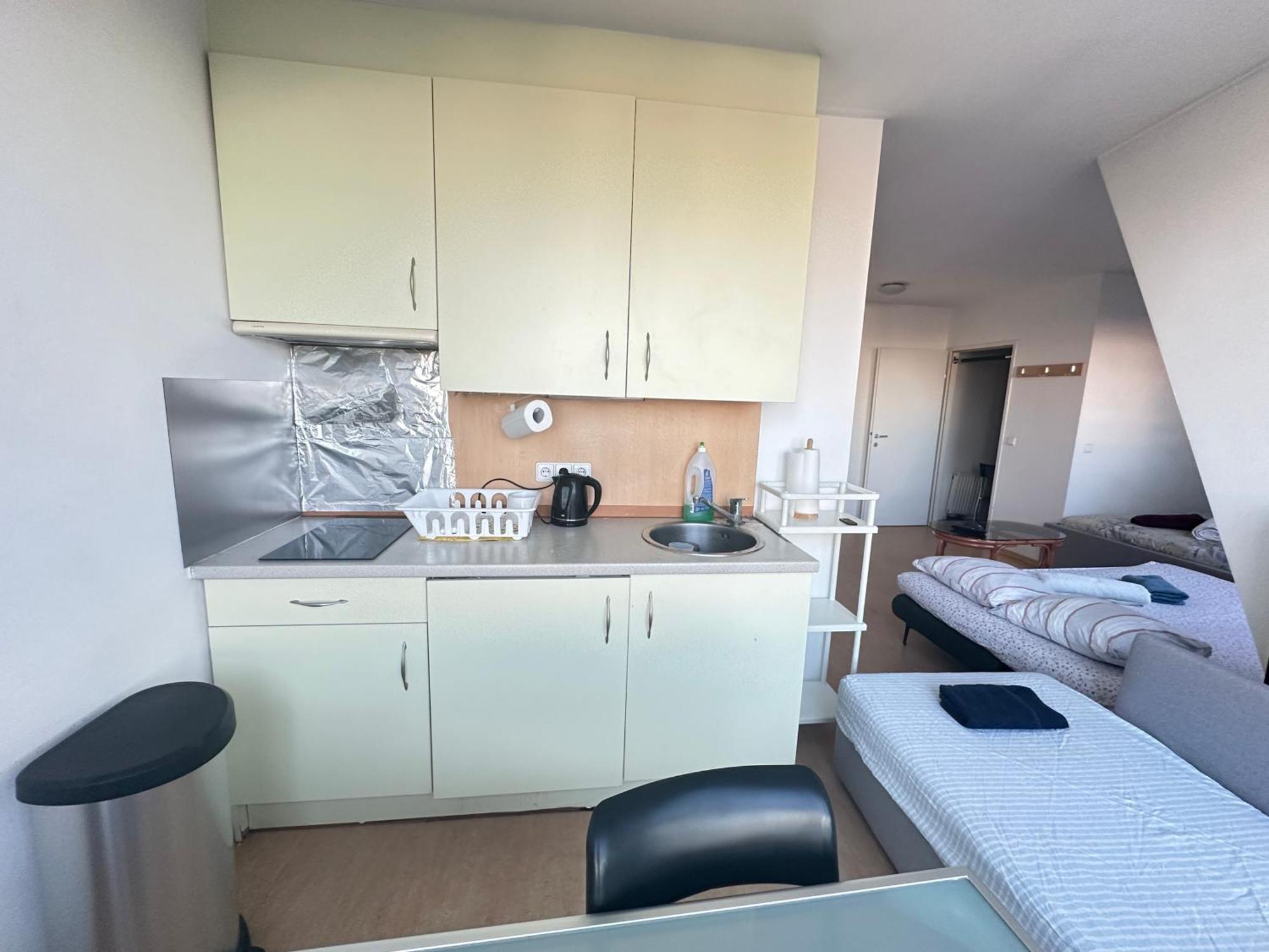 Cozy Bright Penthouse Close To U1 And U6 Metros Vienne Extérieur photo